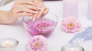 Waxing manicure